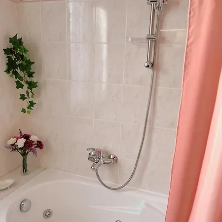 Il Giardino Di Cristina - A Literary In Chianti Vagliagli